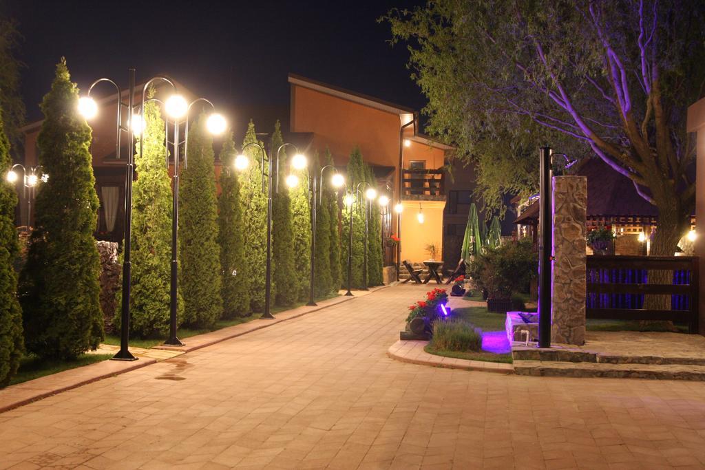 Rixo'S Guesthouse Cîrcea Екстериор снимка