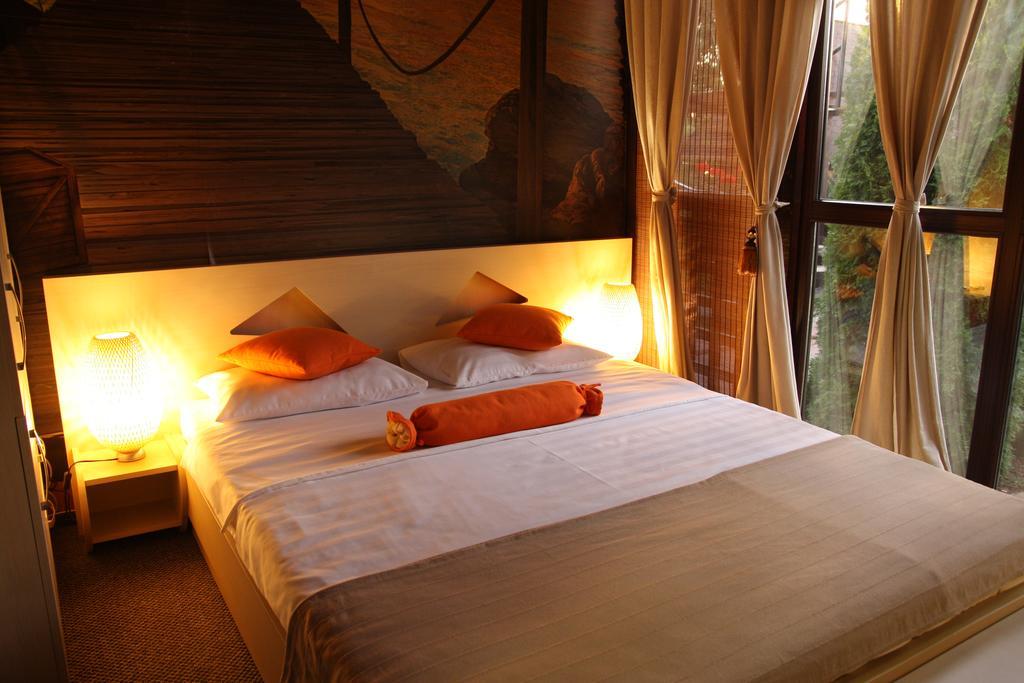Rixo'S Guesthouse Cîrcea Екстериор снимка