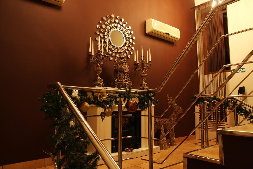 Rixo'S Guesthouse Cîrcea Екстериор снимка